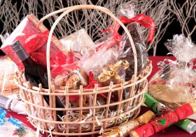 Gift Hampers: The Perfect Christmas Present For Your Loved Ones